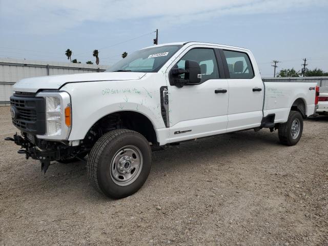 Ford F250 (2023)