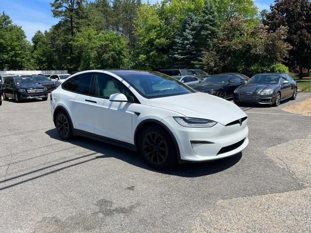 Tesla Model x (2022)