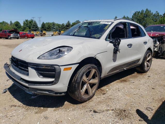 Porsche Macan base (2024)