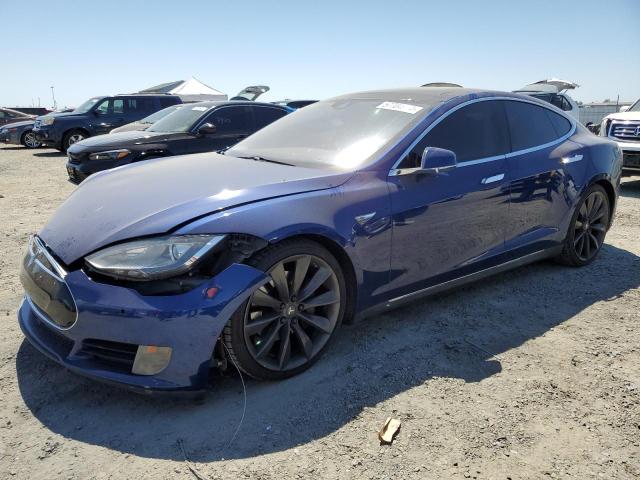 Tesla Model s (2015)