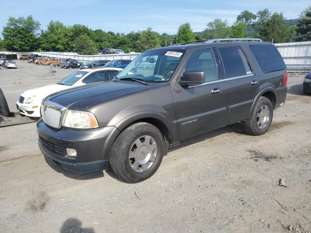 Lincoln Navigator (2005)