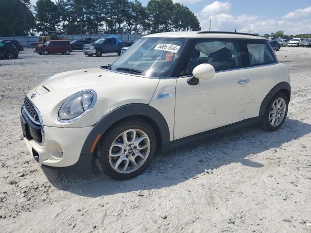Mini Cooper (2015)