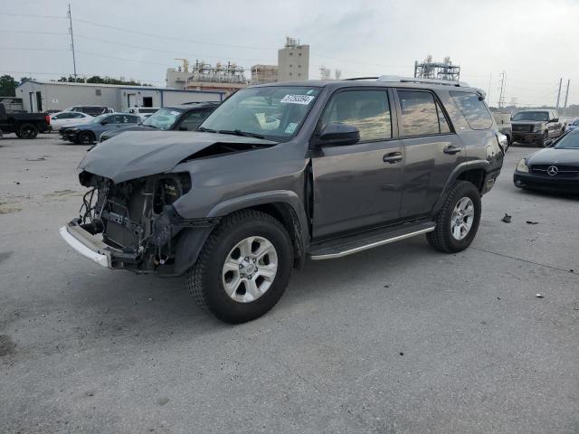 Toyota 4runner sr (2015)