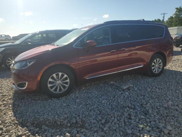 Chrysler Pacifica (2017)