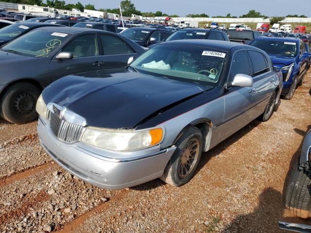 Lincoln Towncar (2000)