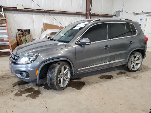 Volkswagen Tiguan com (2016)
