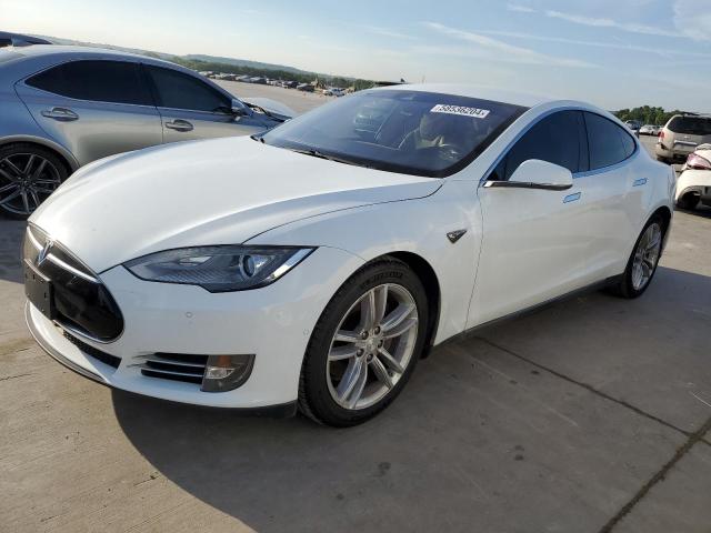 Tesla Model s (2015)