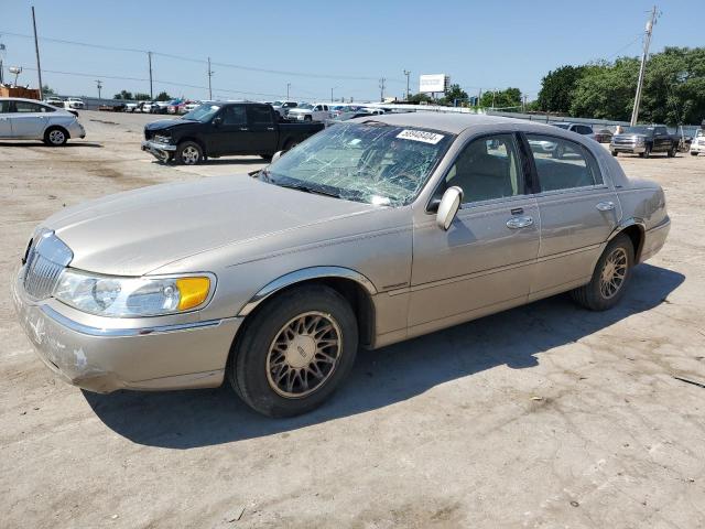 Lincoln Towncar (2002)