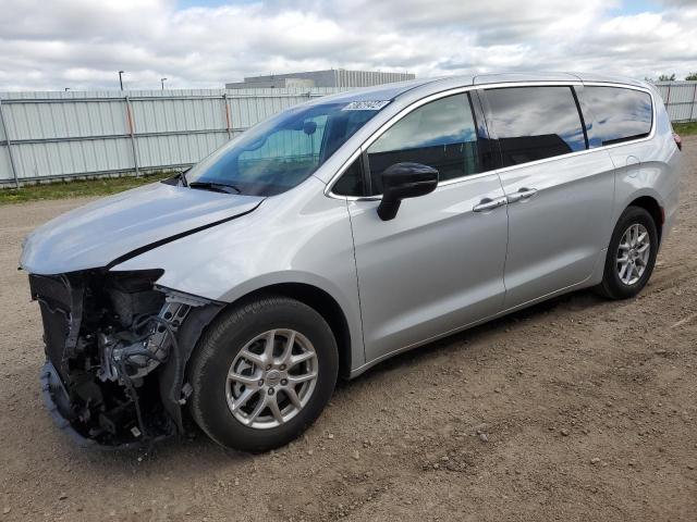 Chrysler Pacifica (2024)