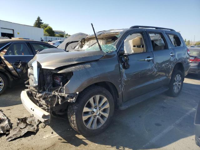 Toyota Sequoia (2015)