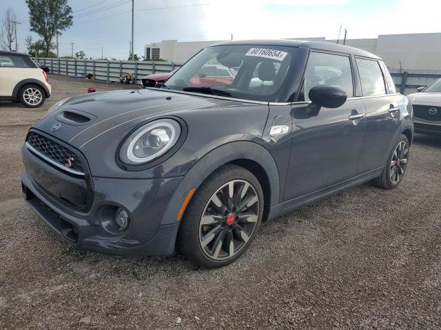 Mini Cooper (2021)