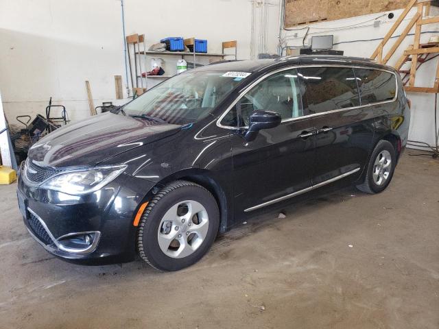 Chrysler Pacifica (2017)