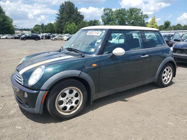 Mini Cooper (2005)