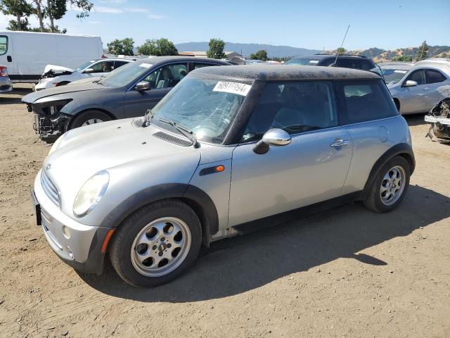 Mini Cooper (2005)