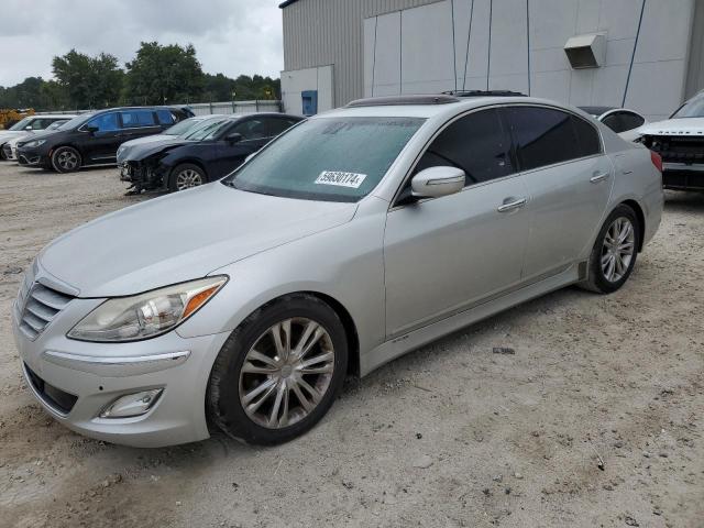 Hyundai Genesis (2013)