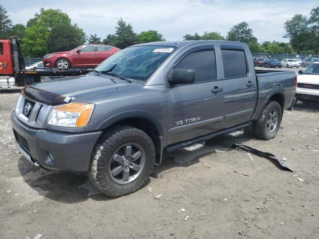 Nissan Titan (2014)