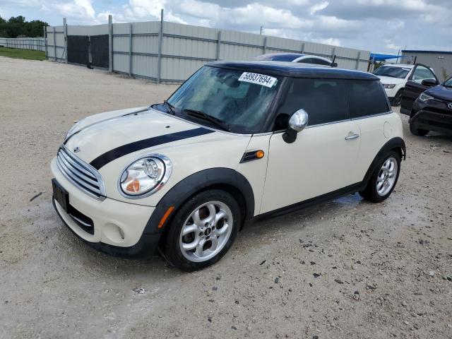 Mini Cooper (2012)