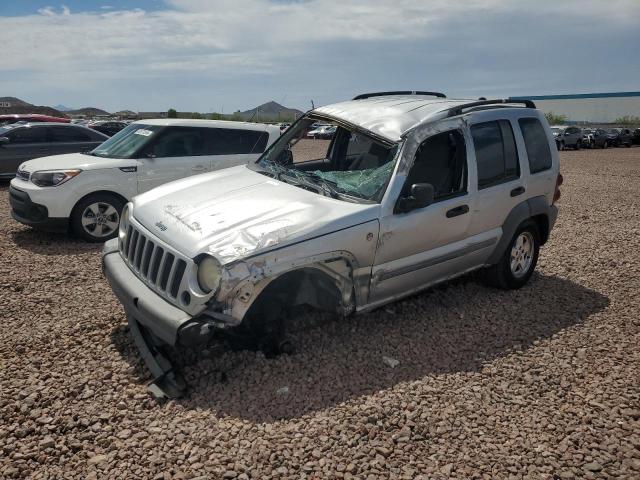 Jeep Liberty (2005)