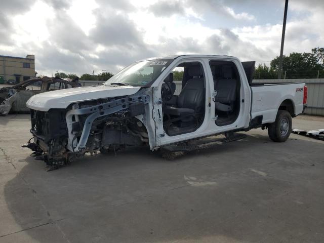 Ford F250 (2023)
