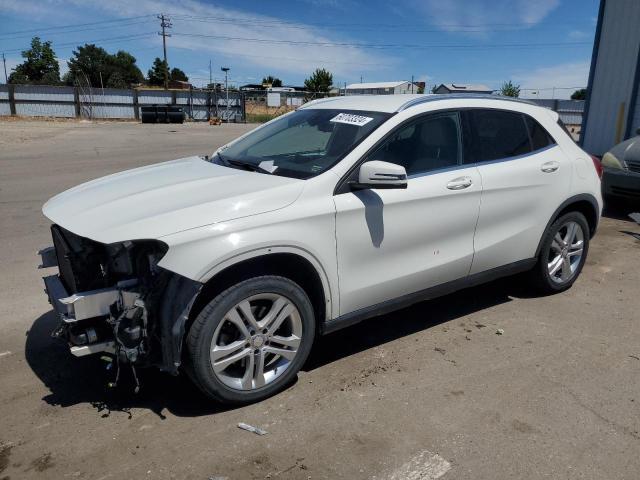 Mercedes-benz Gla-class (2015)