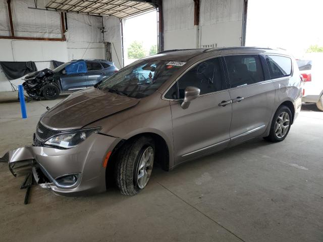 Chrysler Pacifica (2017)