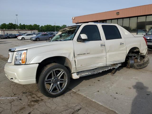 Cadillac Escalade (2004)