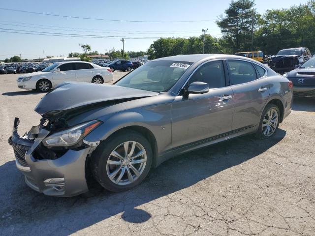 Infiniti Q70 (2015)