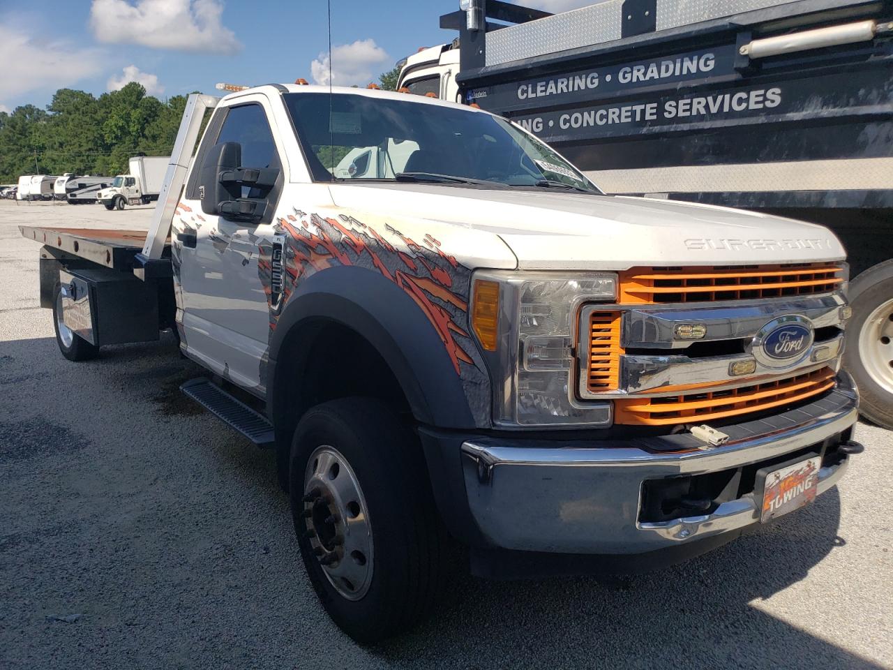 Ford F550 (2017)