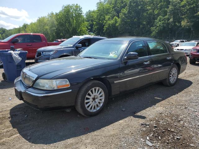Lincoln Towncar (2005)