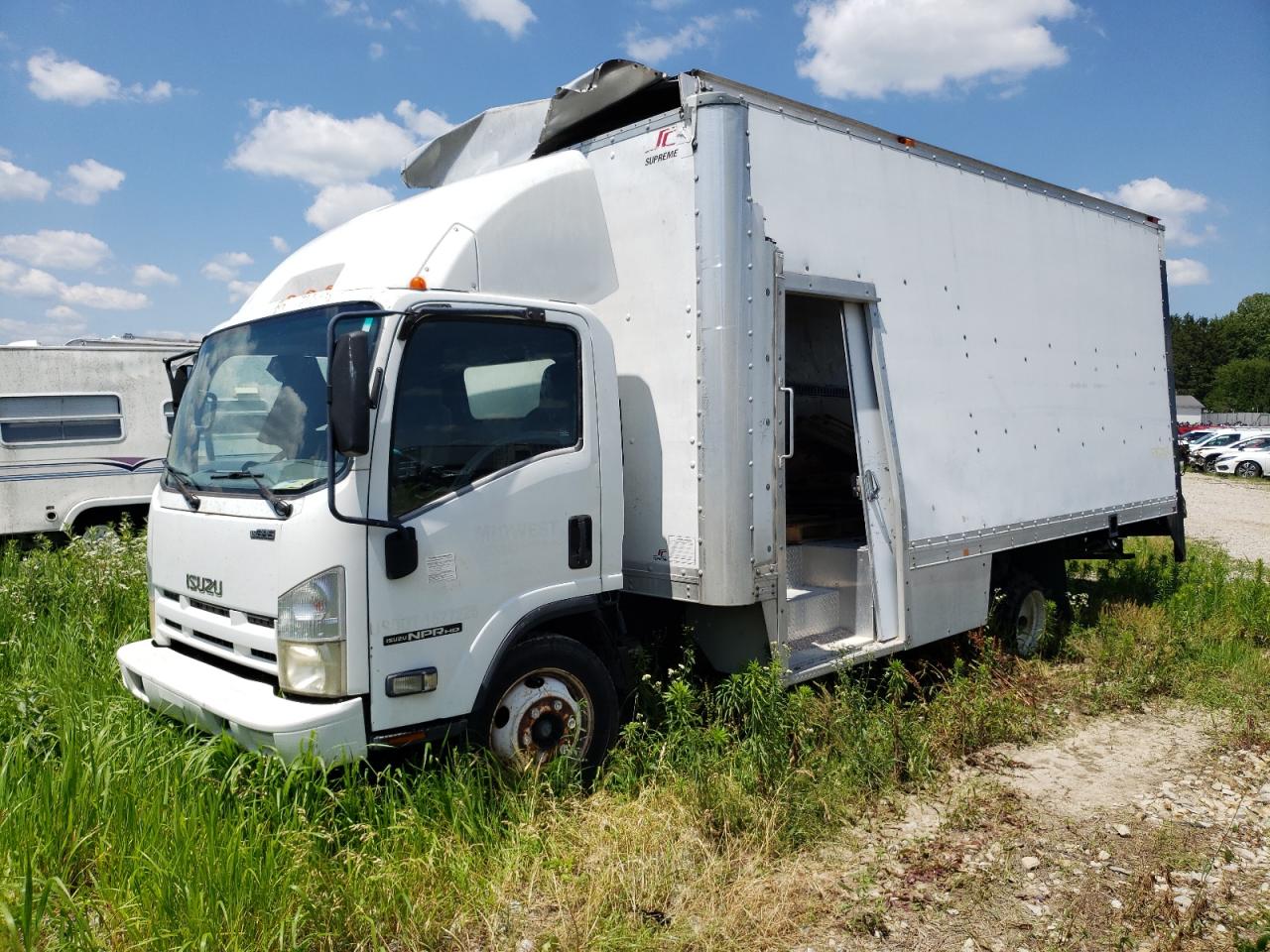 Isuzu Npr (2009)