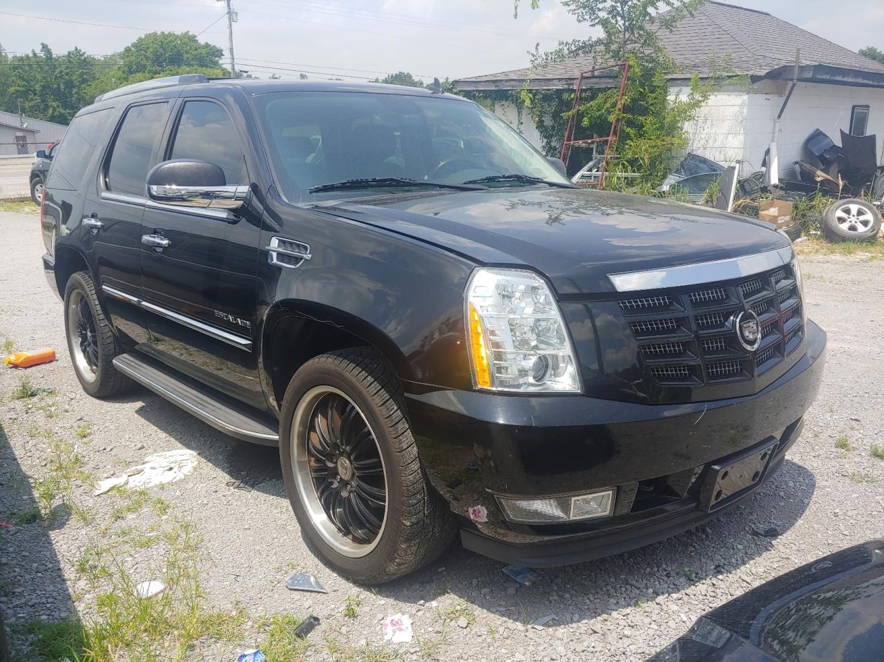 Cadillac Escalade l (2010)