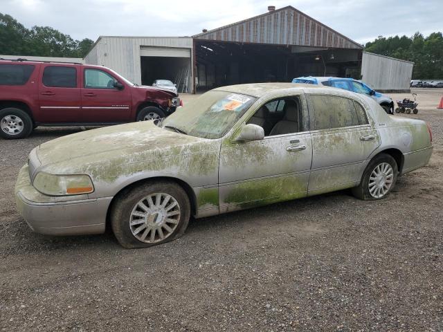 Lincoln Towncar (2003)