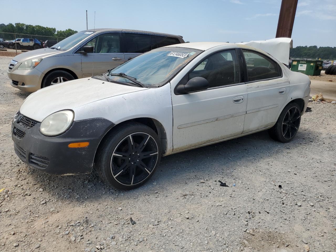 Dodge Neon (2004)