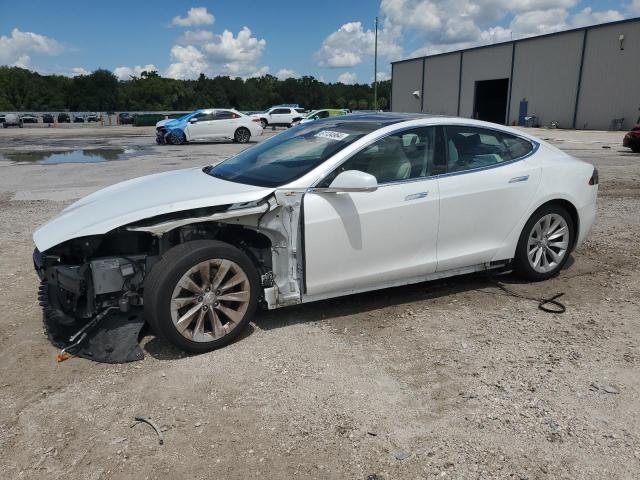 Tesla Model s (2018)