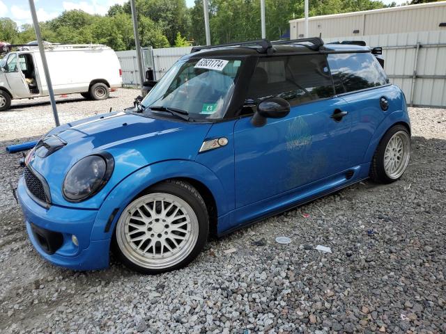 Mini Cooper (2011)