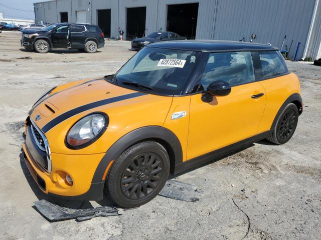 Mini Cooper (2016)
