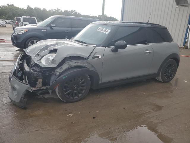 Mini Cooper (2016)