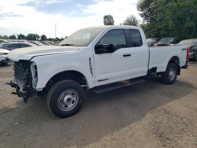 Ford F250 (2024)