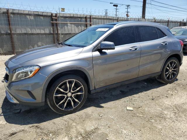 Mercedes-benz Gla-class (2015)