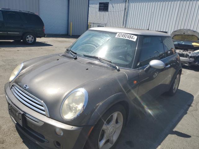 Mini Cooper (2006)