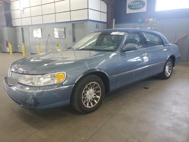 Lincoln Towncar (2000)