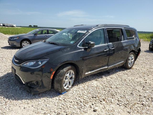 Chrysler Pacifica (2017)