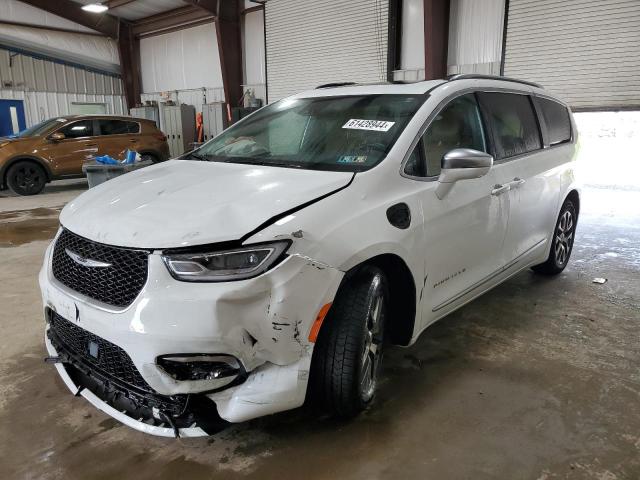 Chrysler Pacifica (2022)
