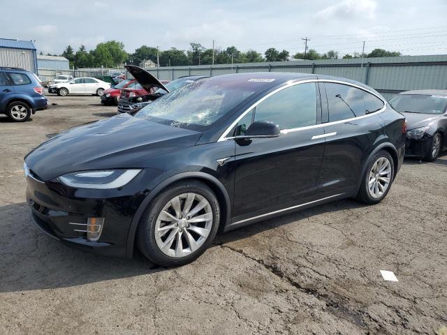 Tesla Model x (2016)