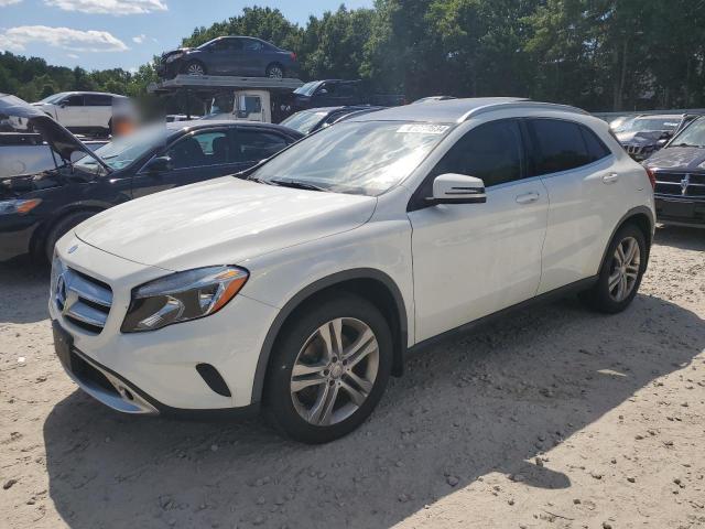 Mercedes-benz Gla-class (2015)