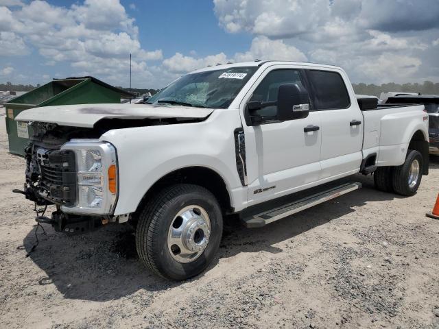 Ford F350 (2023)