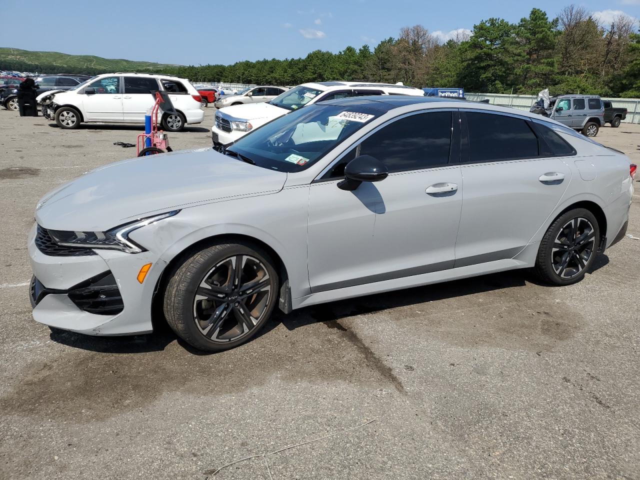 Kia K5 (2022)