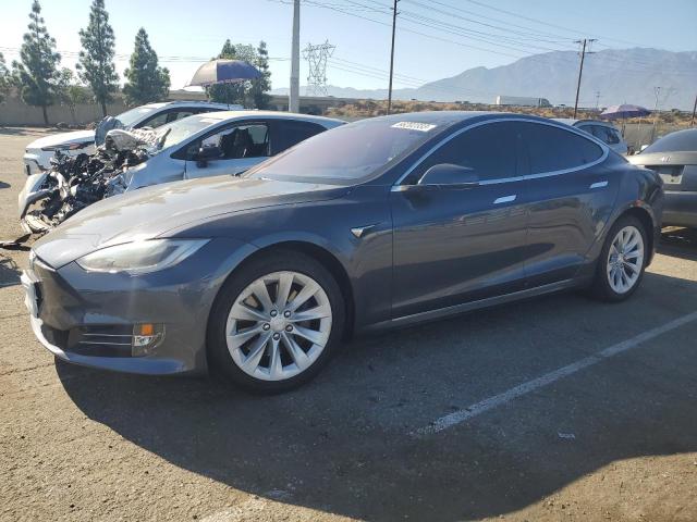 Tesla Model s (2018)
