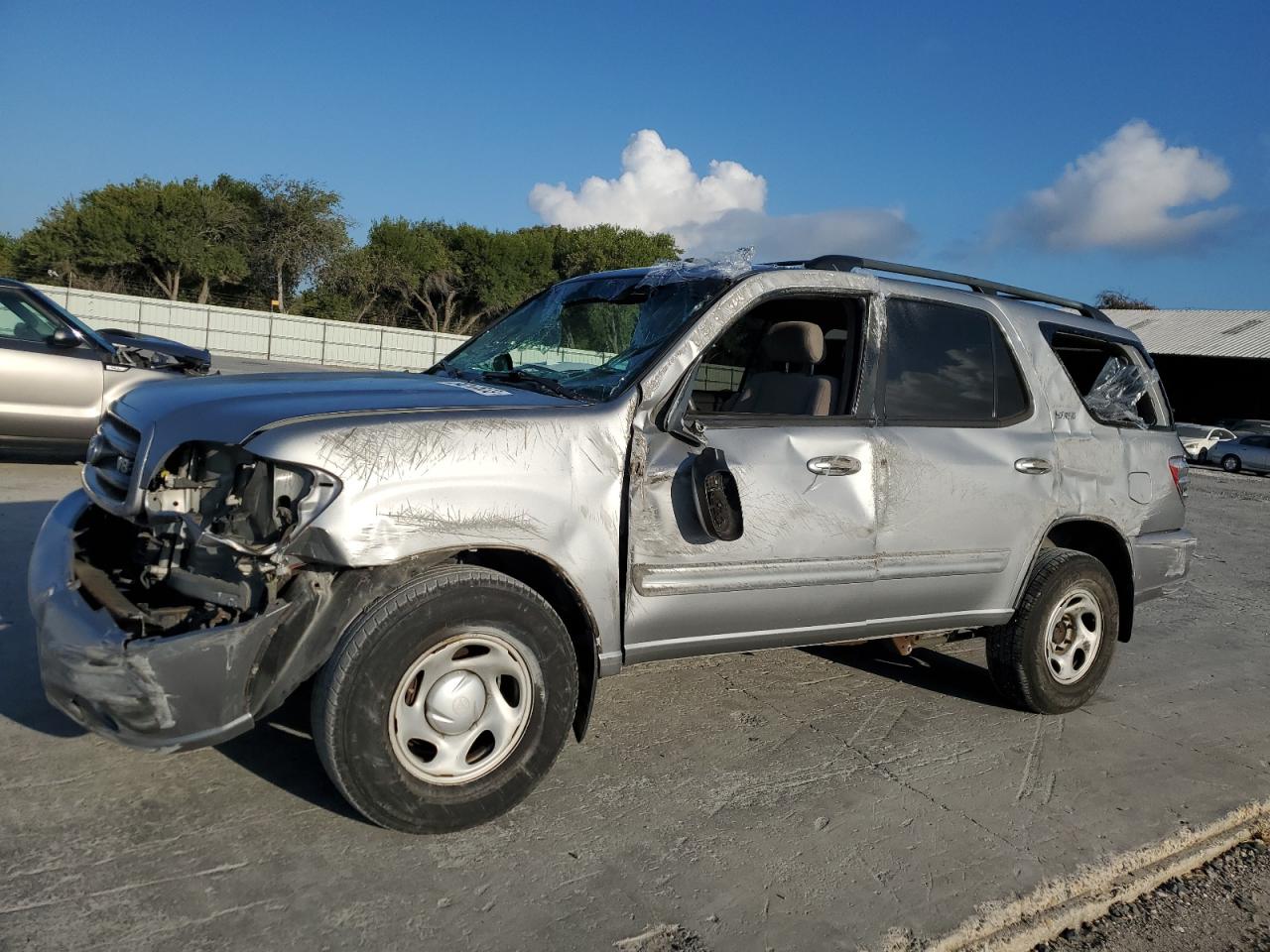 Toyota Sequoia (2004)
