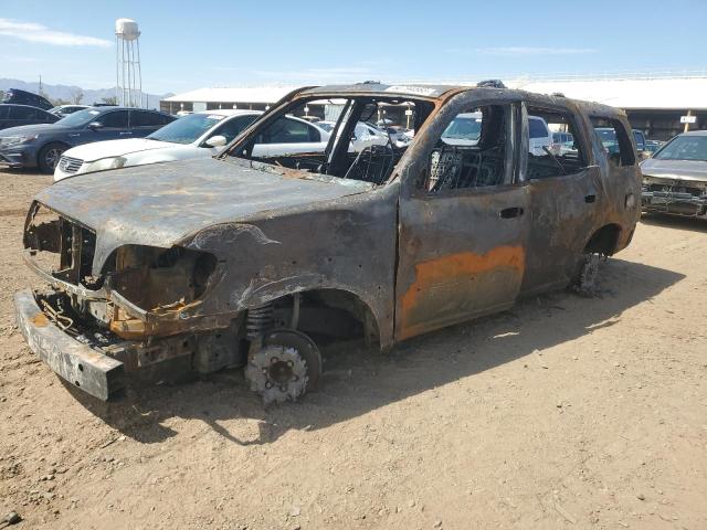 Toyota Sequoia (2004)